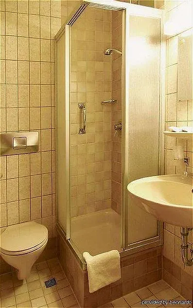 Hotel Stuttgart Nord 3*,  גרמניה